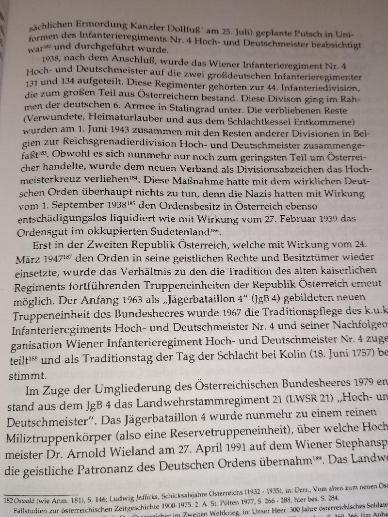 lets-order-300-years-of-the-hoch-und-deutschmeister-regiment-1696-1996-contributions-to-austrian-military-history-fashion_3.jpg